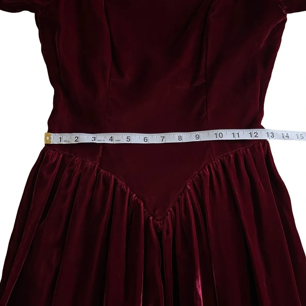 Vintage ILGWU 1980's Wine Velvet Bow V Back Party Dress Union Made Women's Sz 6 - Picture 13 of 16